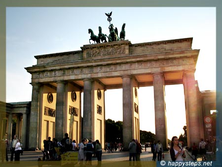 photo of Brandenburger Tor (Brandenburg Gate) in Berlin
