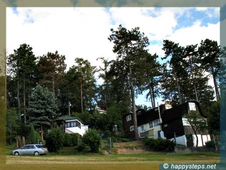 Some cottages at Lipence, Prague