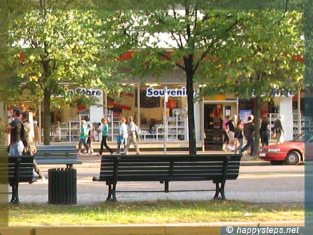 photo of benches along the souvenir shop street in Berlin