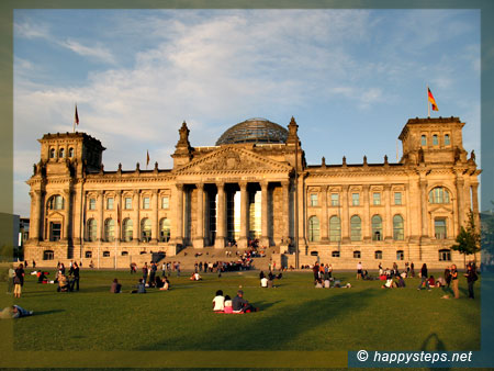 Berlin day tour: Reichstag building
