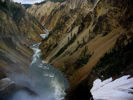 Yellowstone National Park – photo by Brooke Raymond (http://www.flickr.com/photos/brooke/)